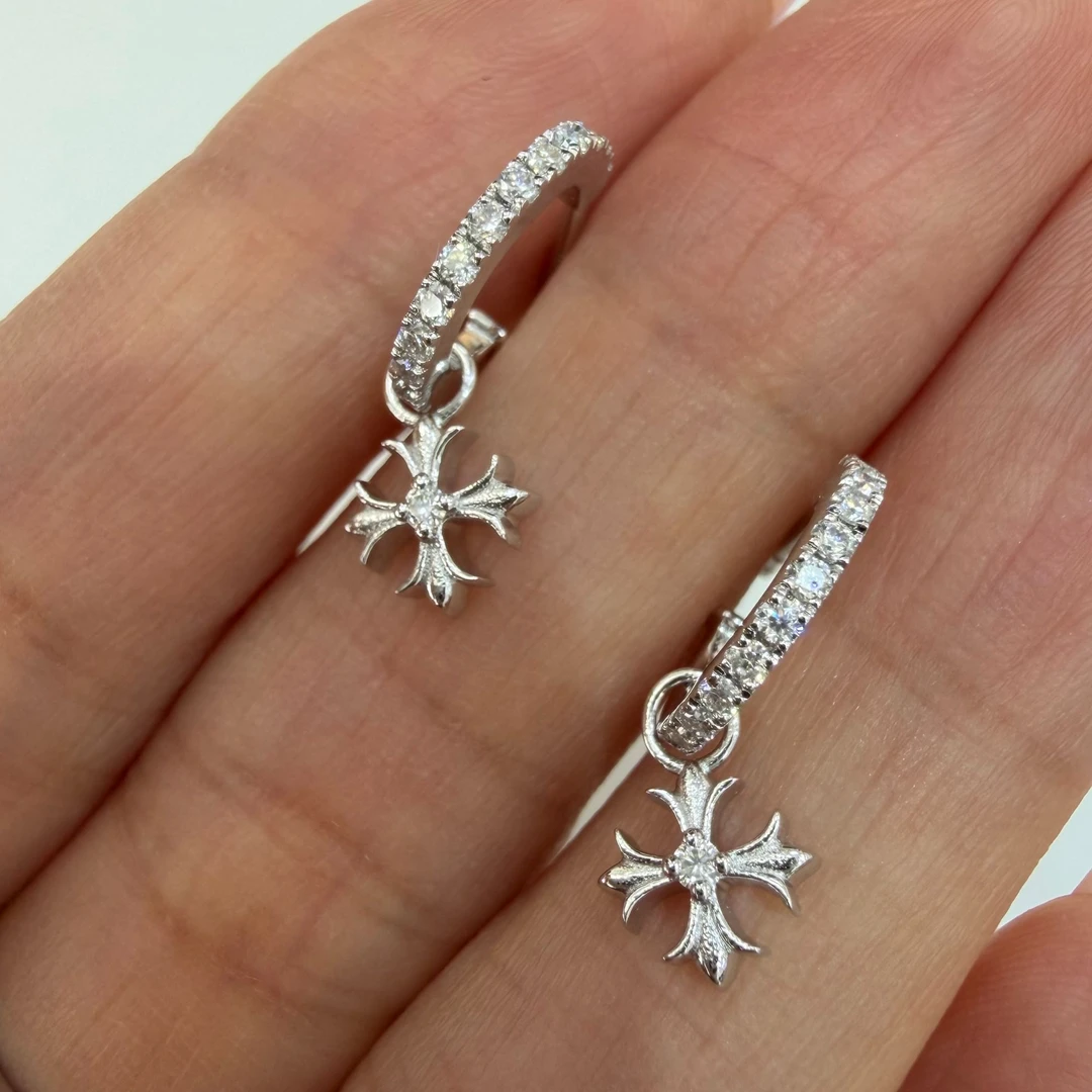 925银莫桑石耳饰 朋克镶钻银耳环/简约镶钻耳环/S925银耳环