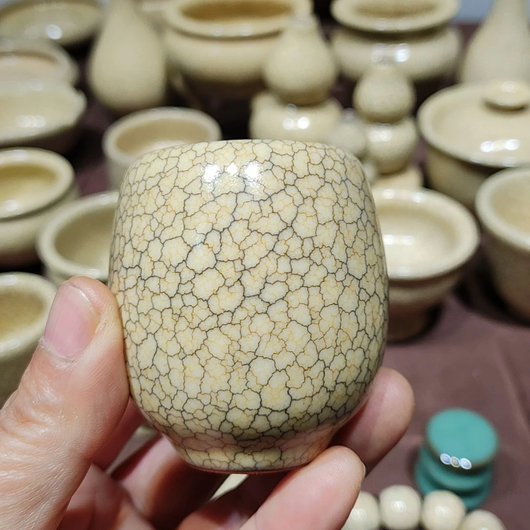 龚东华老师梅花墨纹作品