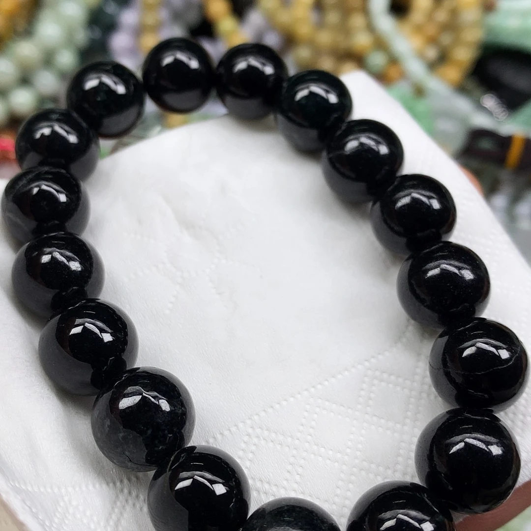 翡翠未镶嵌颈饰批发