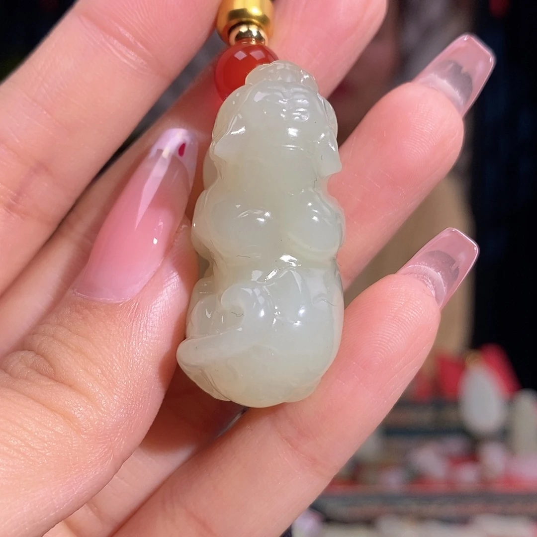 颈饰未镶嵌和田玉