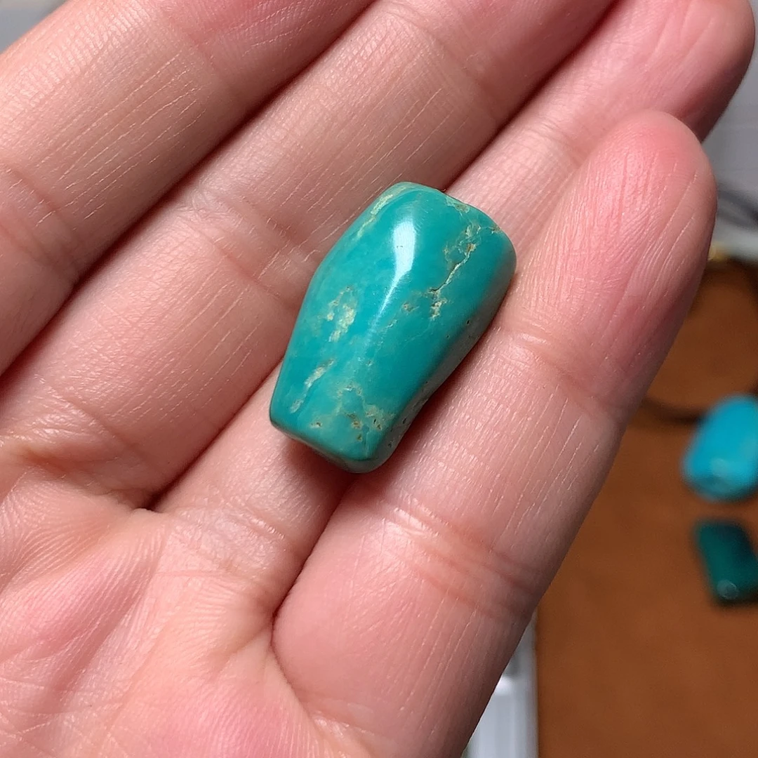 汀***.绿松石未镶嵌珠宝奇石