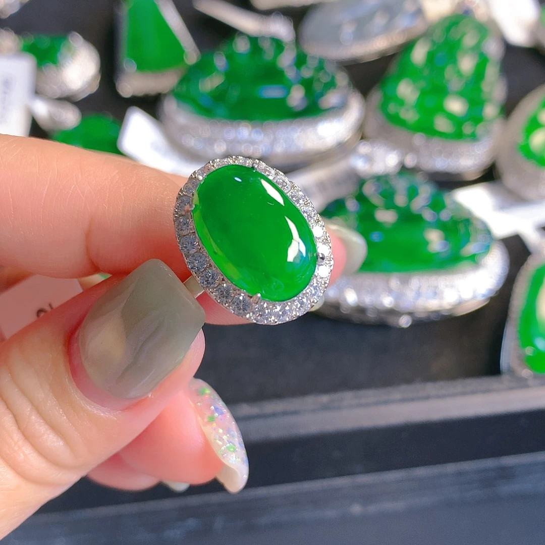 翡翠颈饰银S925镶嵌翡翠