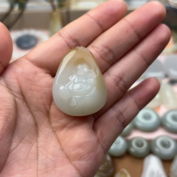 和田玉未镶嵌手链