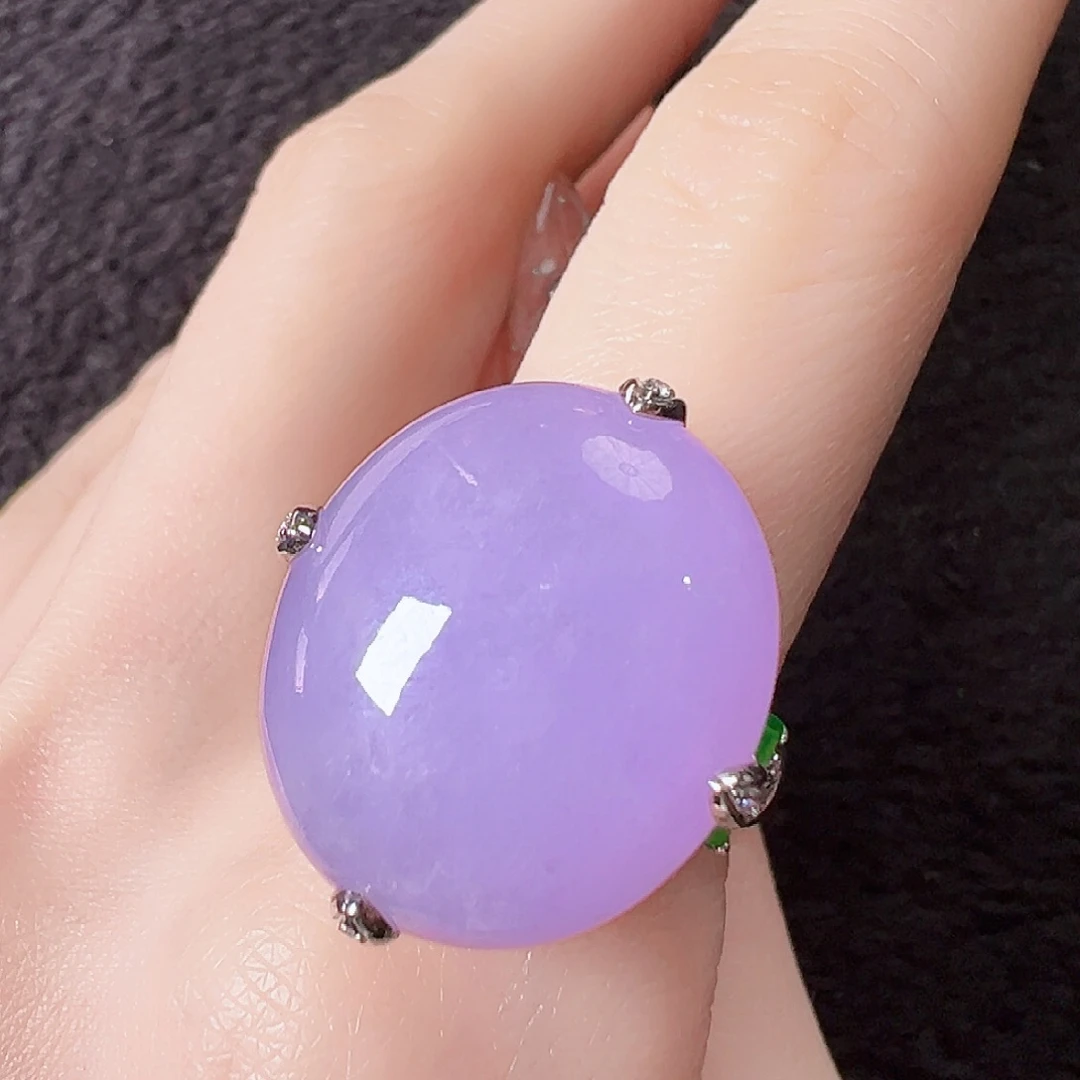 翡翠戒指18K金镶嵌签收后24小时鉴赏期，过时不退