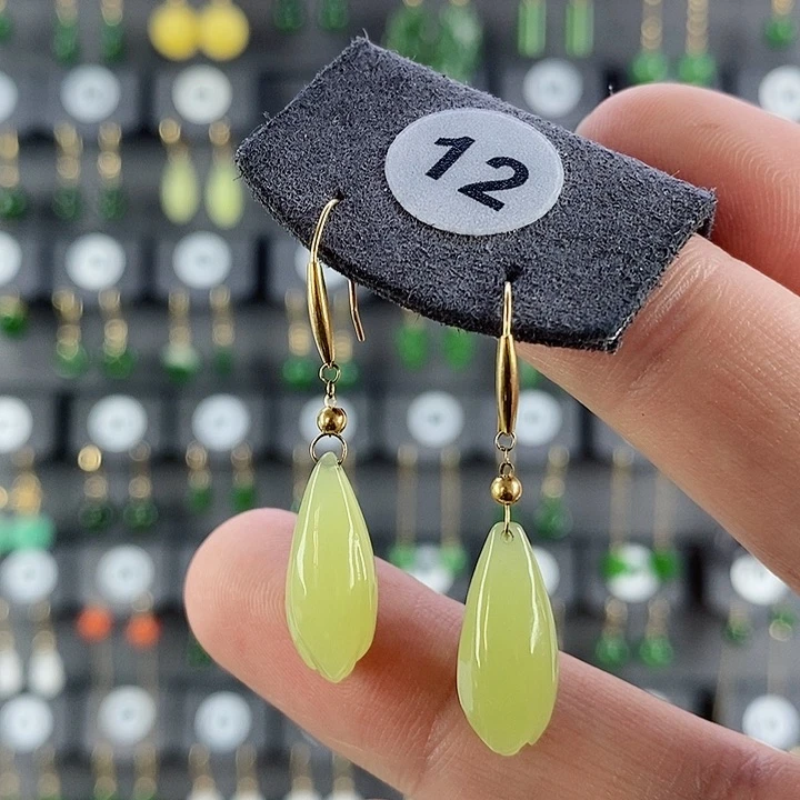 和田玉耳饰18K金镶嵌