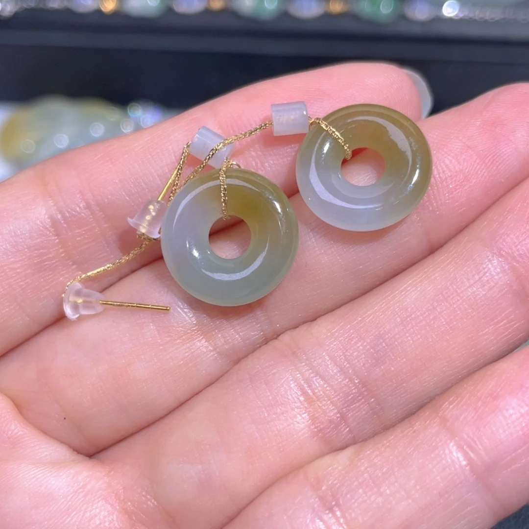 颈饰18K金镶嵌翡翠翡翠