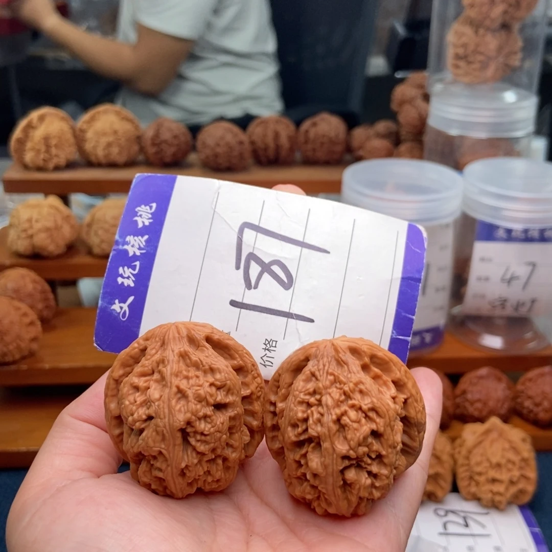 把件文玩核桃38粗筋
