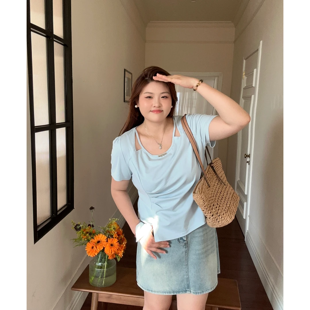 洋开心大码胖MM夏装女时尚设计感镂空不规则修身短袖T恤 A1437