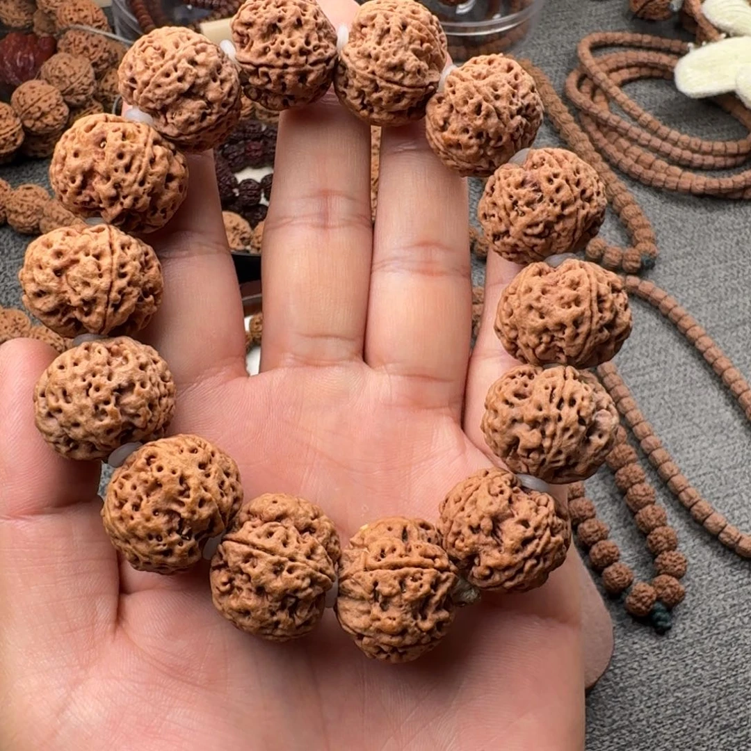 金刚菩提手串23凹底梅花头货