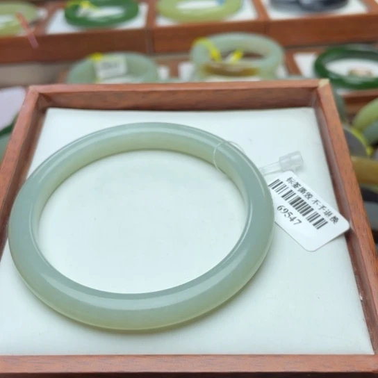 【闪购商品】和田玉手镯未镶嵌54.7