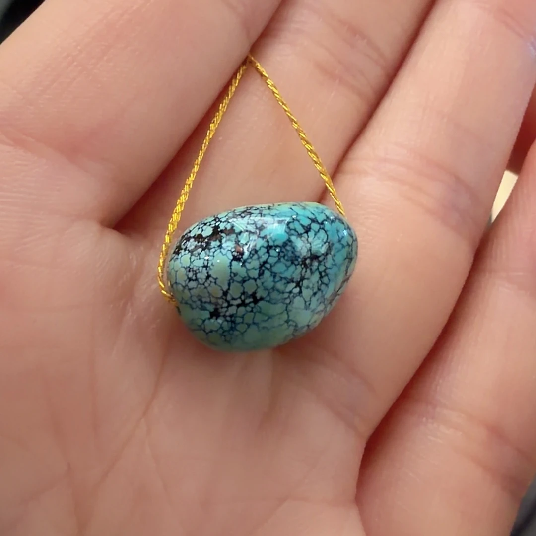 绿松石未镶嵌颈饰