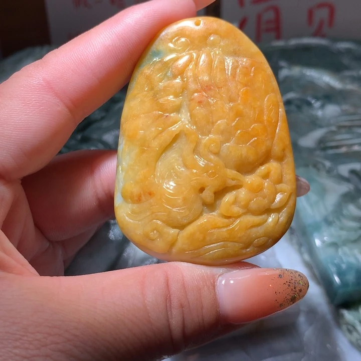 翡翠未镶嵌颈饰保真天然A货翡翠