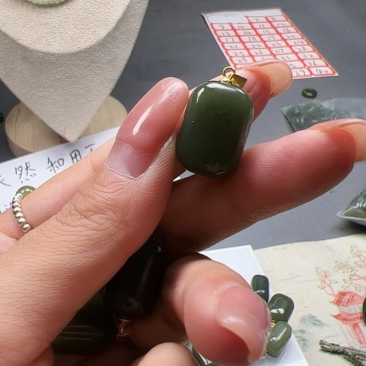 和田玉银S925镶嵌颈饰7