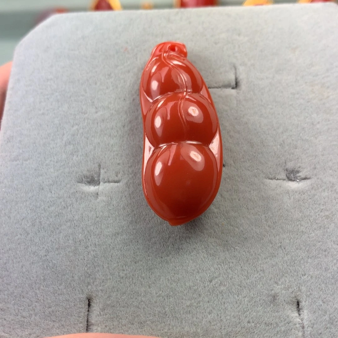 未镶嵌吊坠南红玛瑙