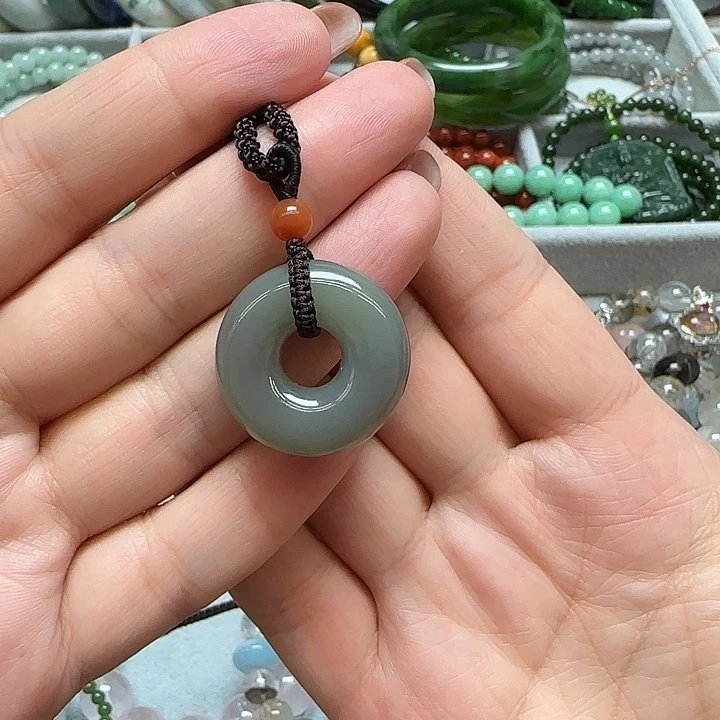 和田玉未镶嵌吊坠(不含链)