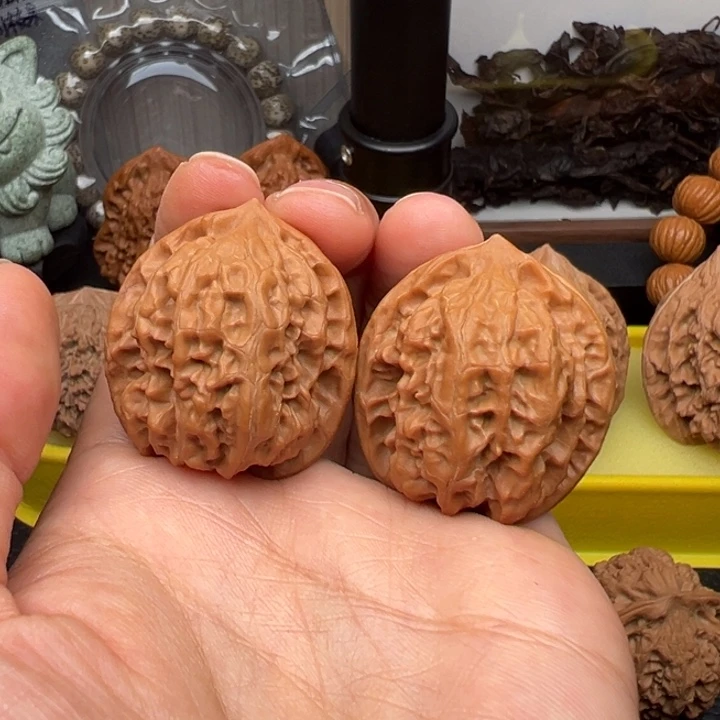 吊坠文玩核桃32磐石