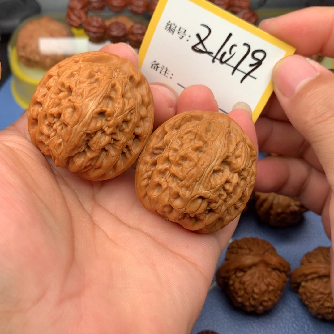 M***L把件文玩核桃红锦鲤1079