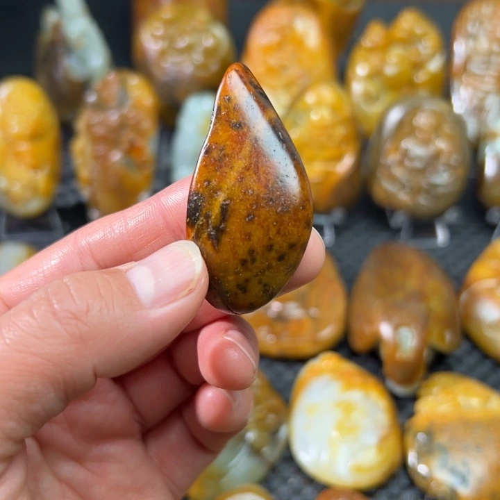 和田玉挂件未镶嵌