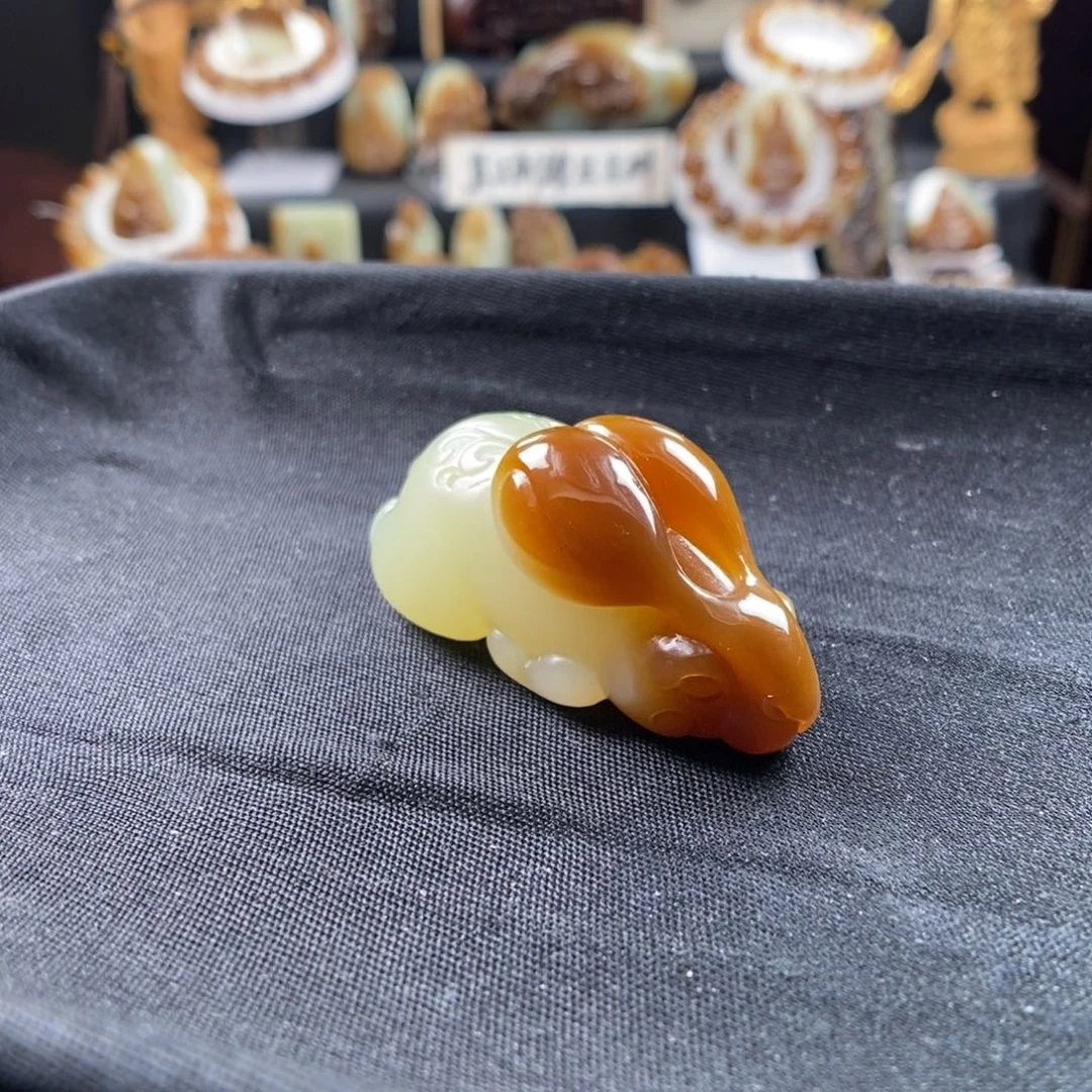和田玉（糖玉）未镶嵌颈饰