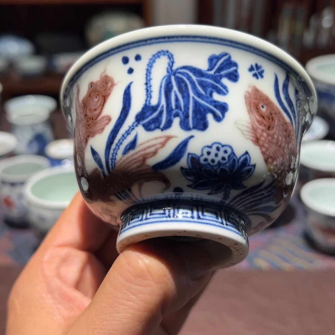 陶精品青花釉里红猪肝色压手杯口径约9.4厘米