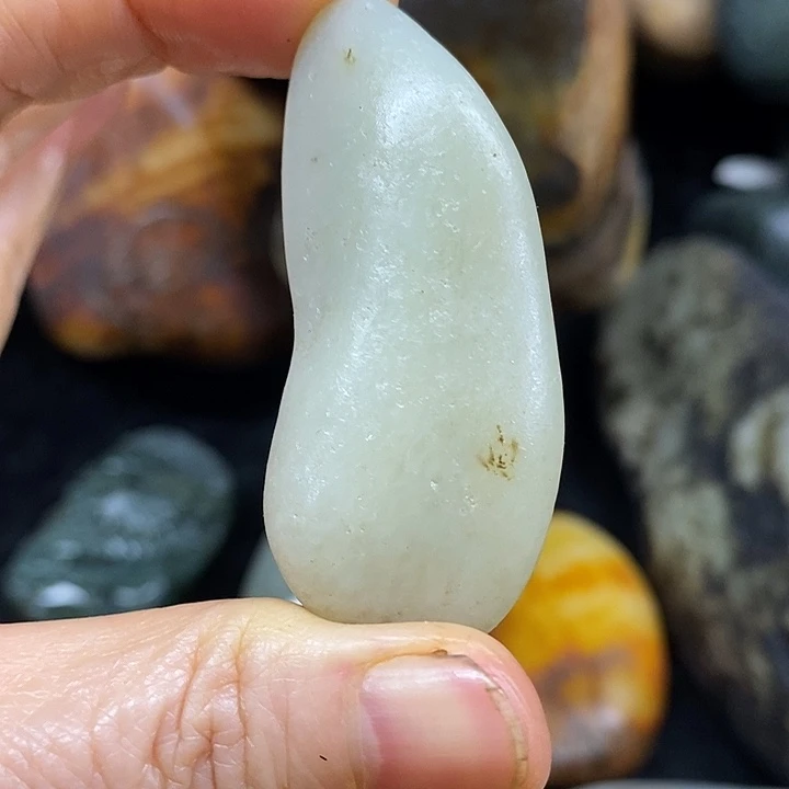 和田玉（糖玉）未镶嵌挂件