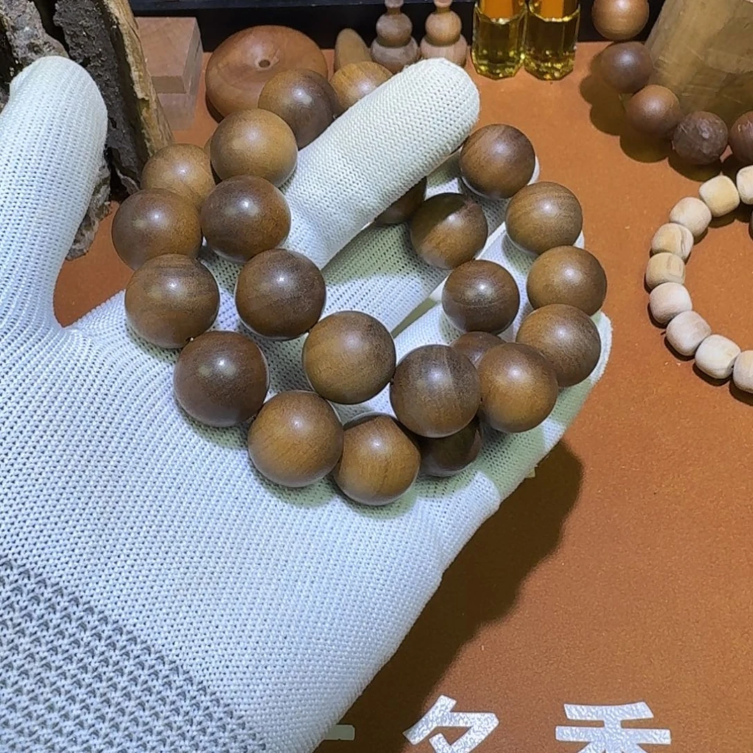 檀香木百年系列1.8×13颗黑肉横纹