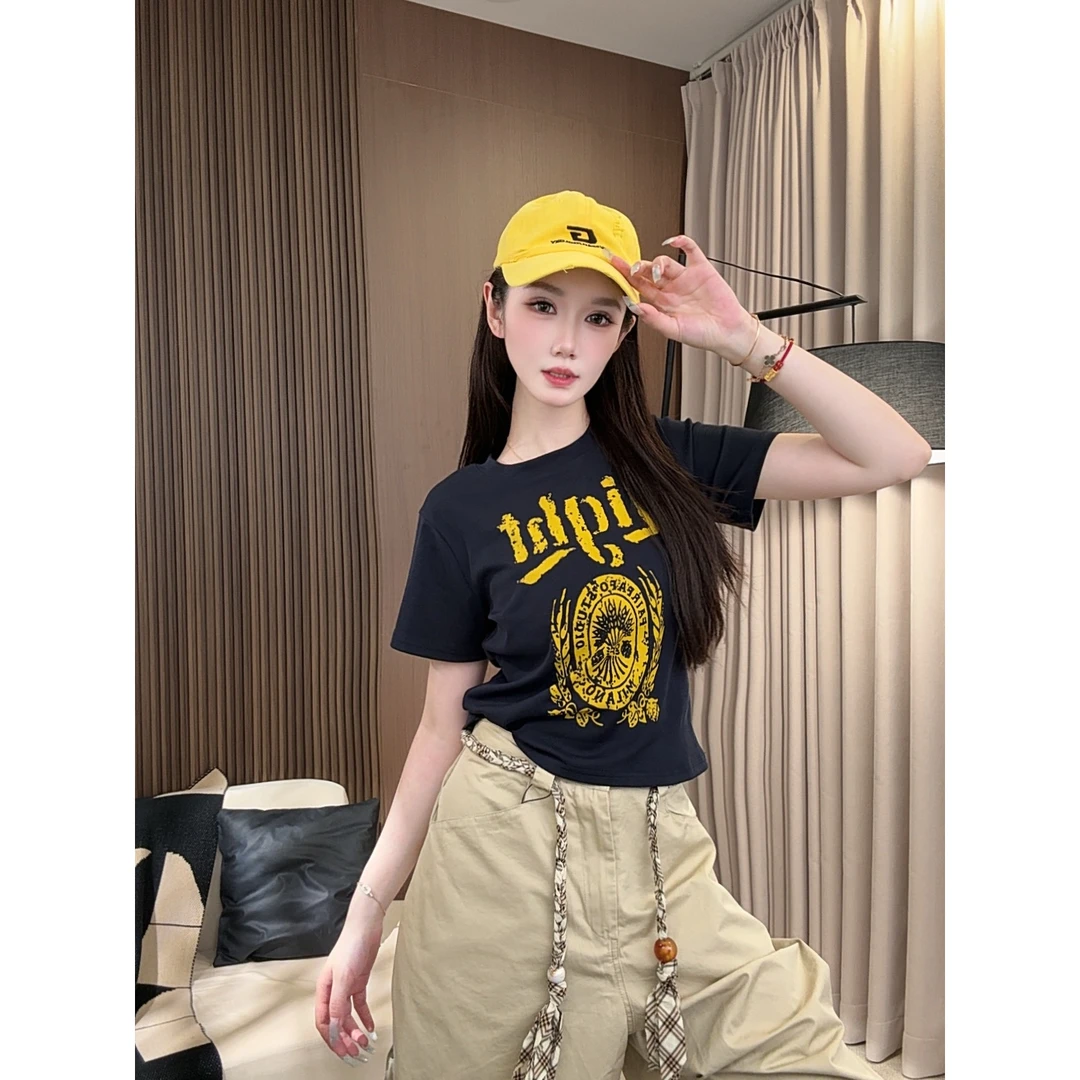 小璇 ·【夏日印文】夏季个性百搭短袖设计感休闲T恤新款上衣女268