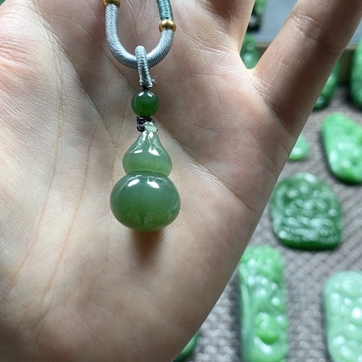 【闪购商品】和田玉未镶嵌颈饰