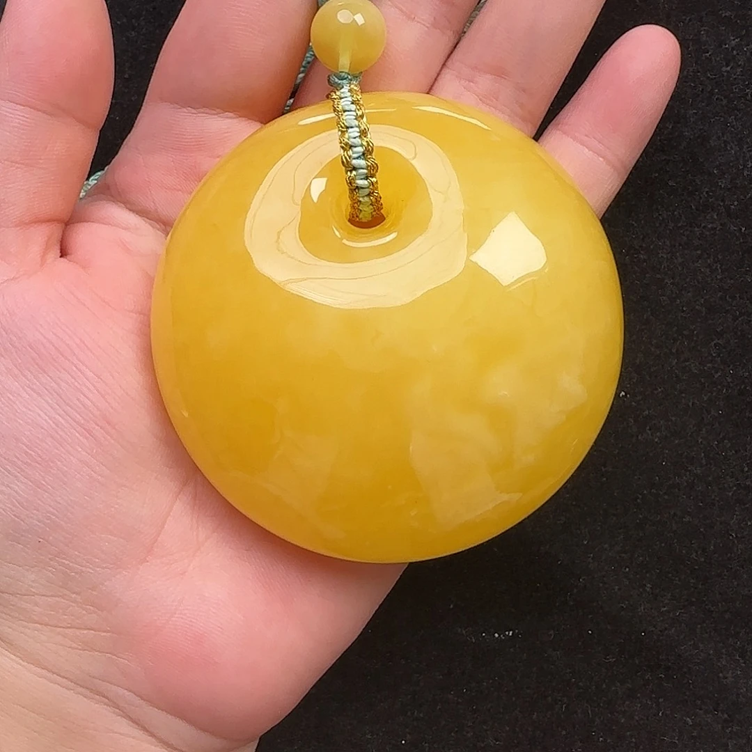 蜜蜡未镶嵌珠宝奇石