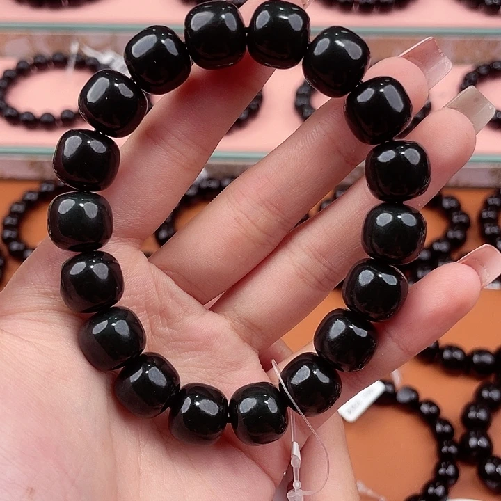 蓝***翁和田玉未镶嵌颈饰