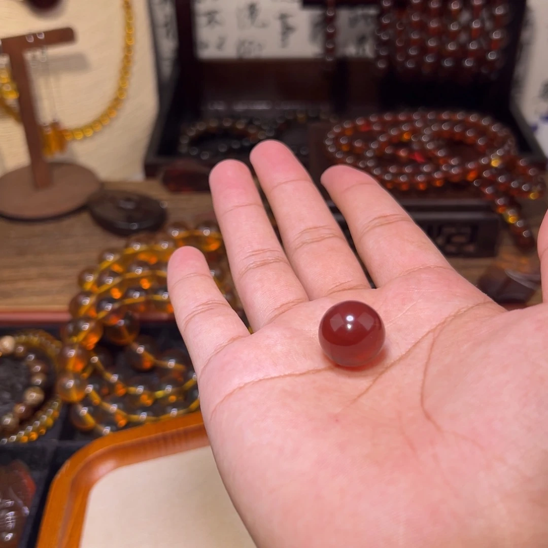 琥珀未镶嵌颈饰16mm棕红单珠