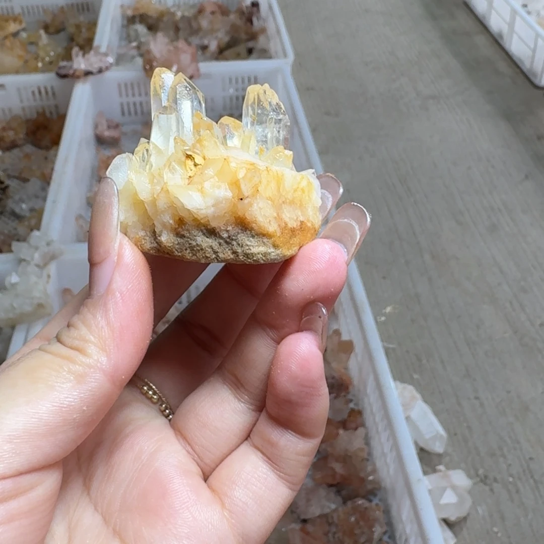 㗊***口银S925镶嵌水晶珠宝半成品