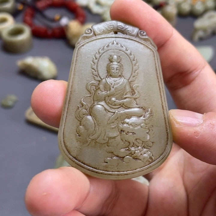 和田玉未镶嵌颈饰