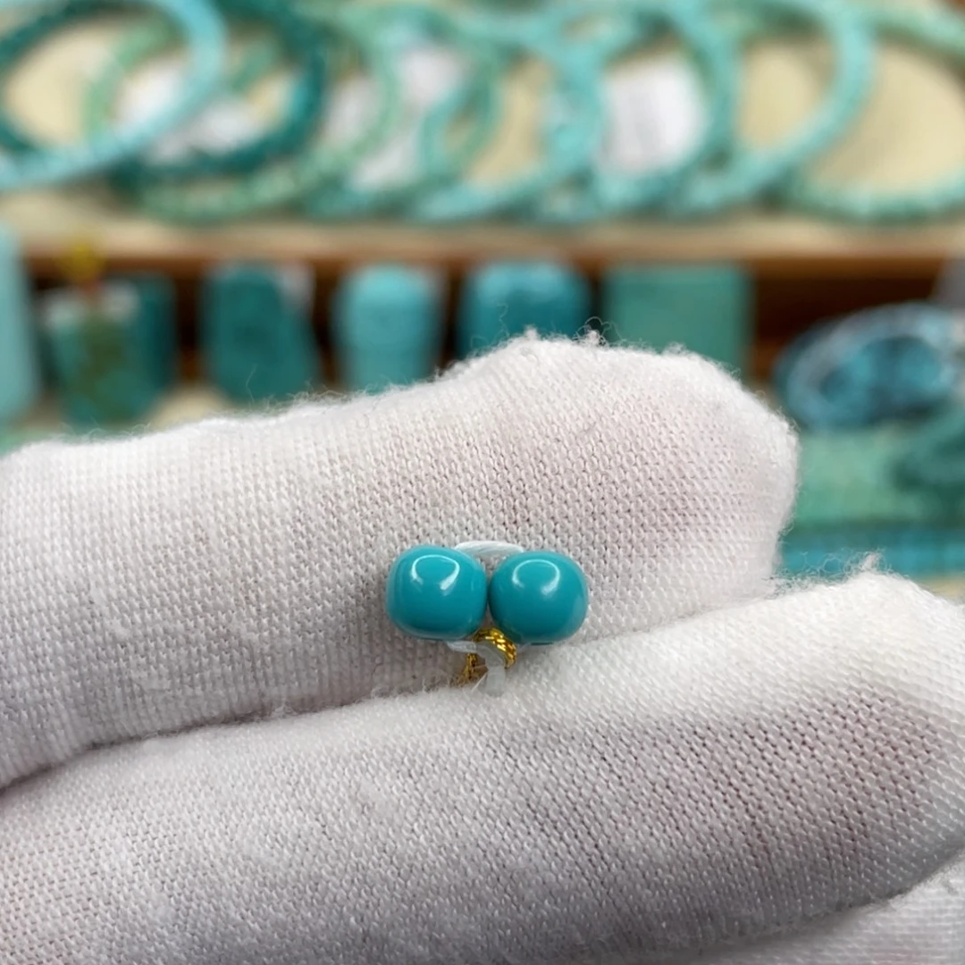 M***g绿松石未镶嵌颈饰