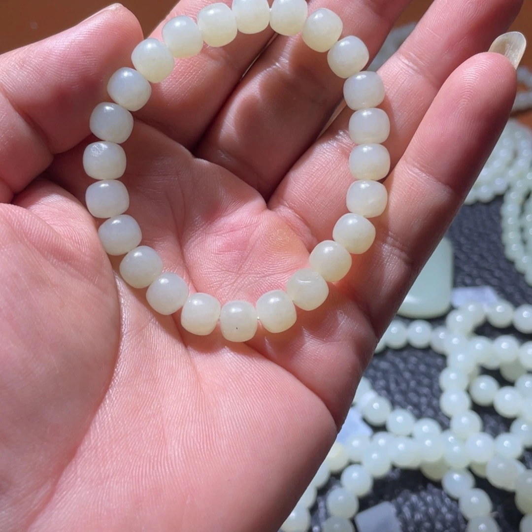 和田玉（糖玉）未镶嵌手链