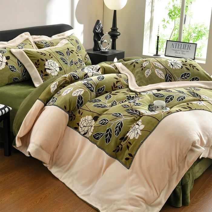 高克重牛奶绒雕花拼角四件套加绒加厚床单被套秋冬季轻奢双面绒