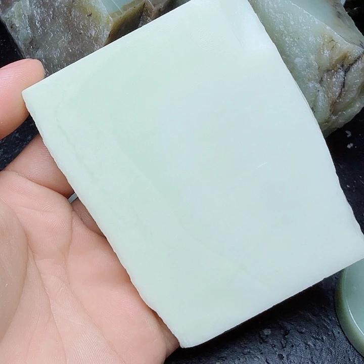 未镶嵌和田玉（糖玉）珠宝奇石