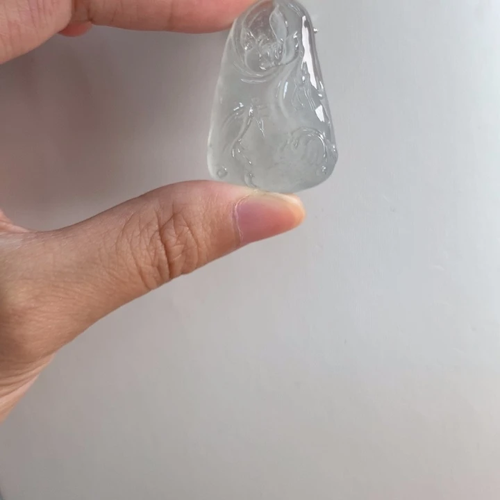 颈饰未镶嵌翡翠…..
