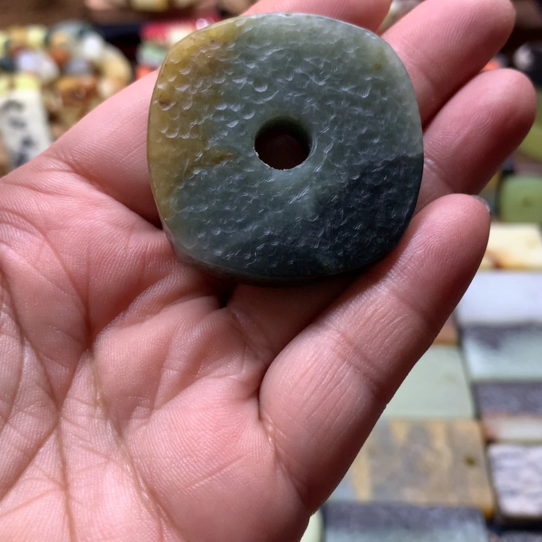 蛇纹石玉合金颈饰