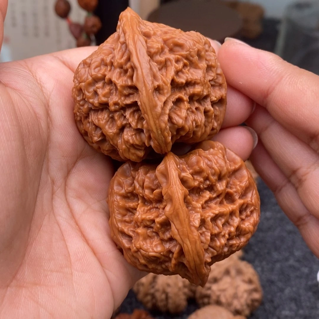 文玩核桃把件45千佛山