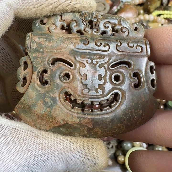 和田玉未镶嵌挂件