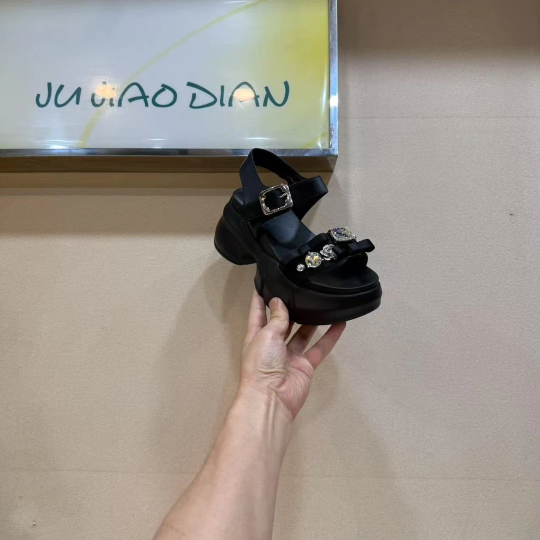 欧货厚底真皮凉鞋女2025夏季新款时尚魔术贴水钻蝴蝶结露趾沙滩鞋