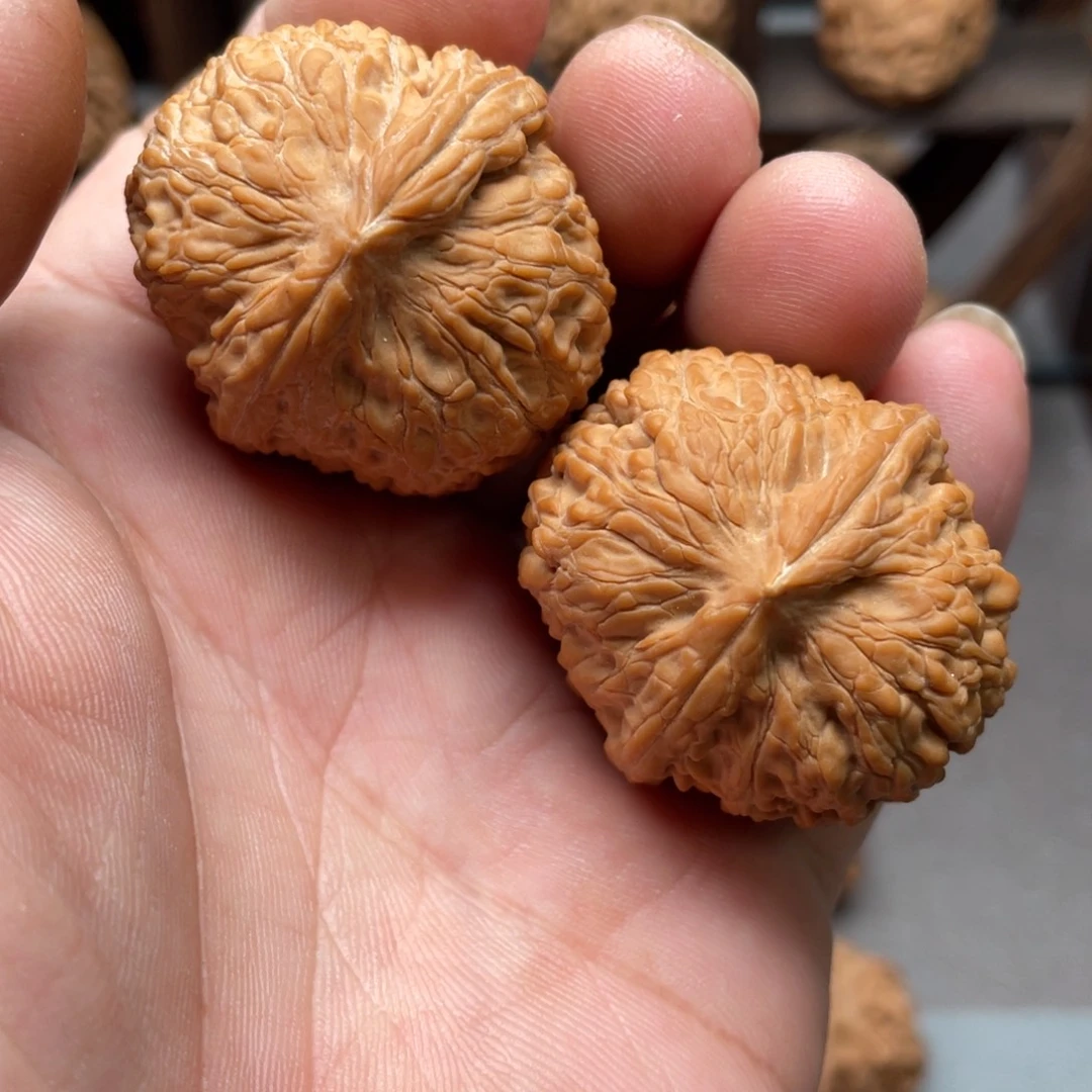 吊坠桃核38全品滚石