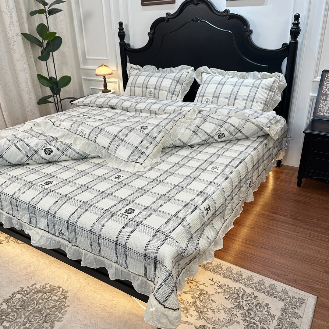 【全棉床盖】 （填充：棉花）纯棉三四件套防滑碎花被套绗缝夹棉花边透