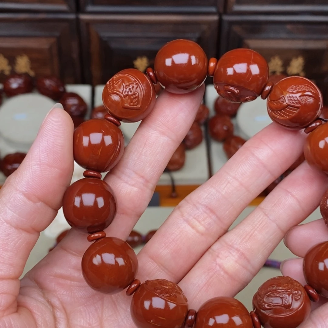 橄榄核吊坠国*四象八卦