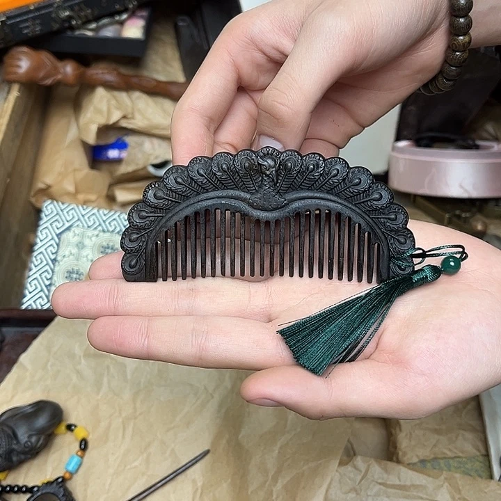 大叶紫檀（黑酸枝木类）