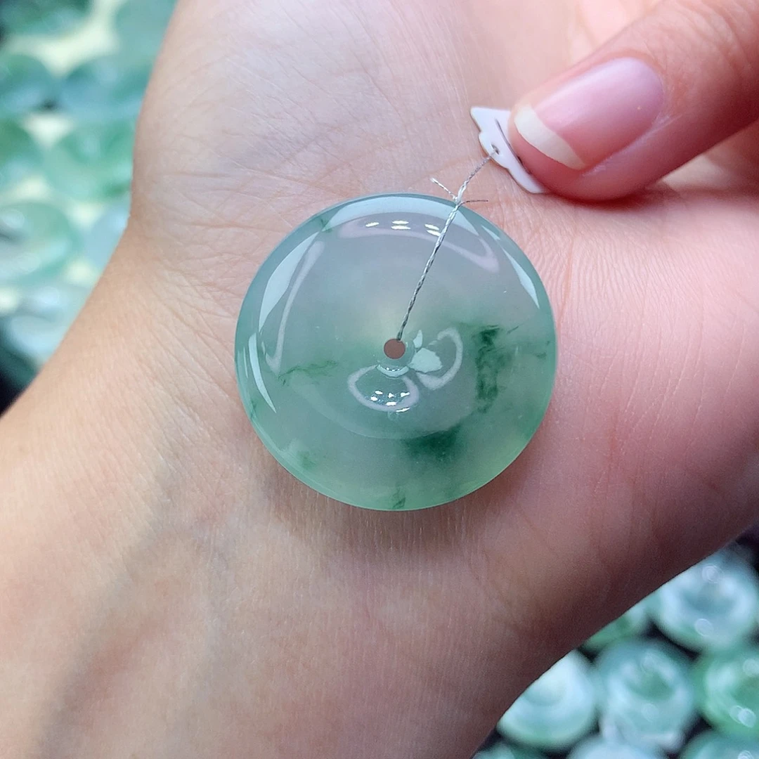 翡翠颈饰未镶嵌72尺寸26.4-6.2