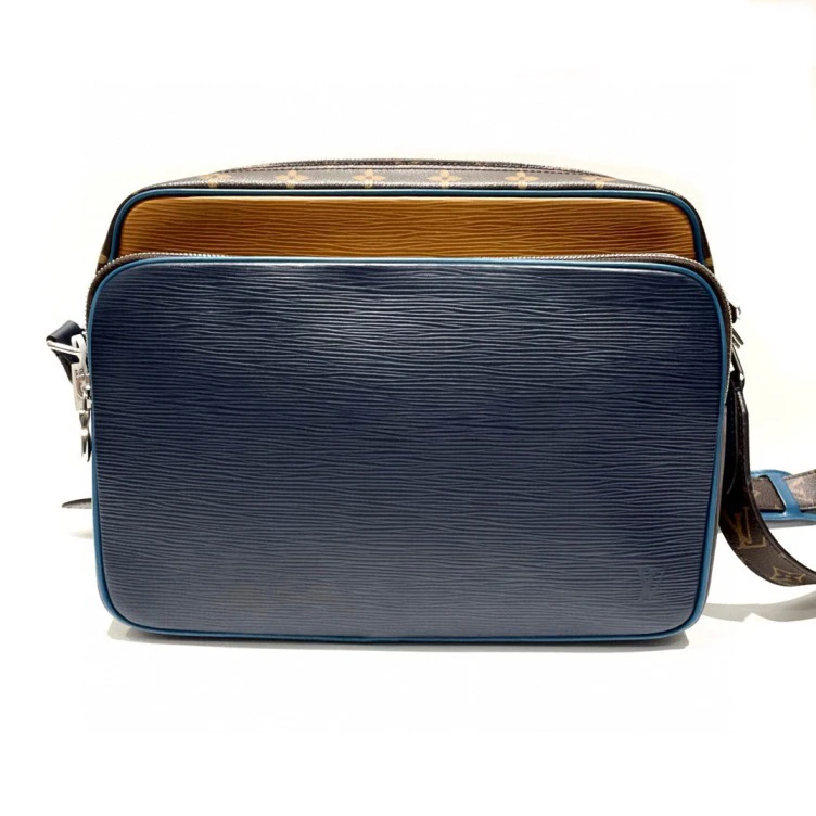 95新 LouisVuitton/路易威登 限量水波纹拼色邮差包尺寸30/24