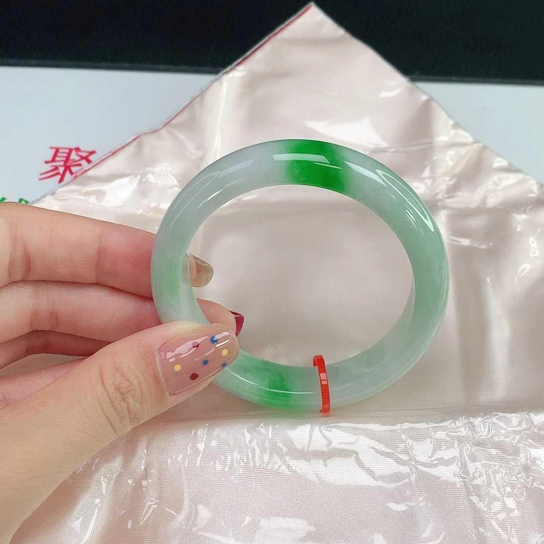 未镶嵌手镯翡翠520