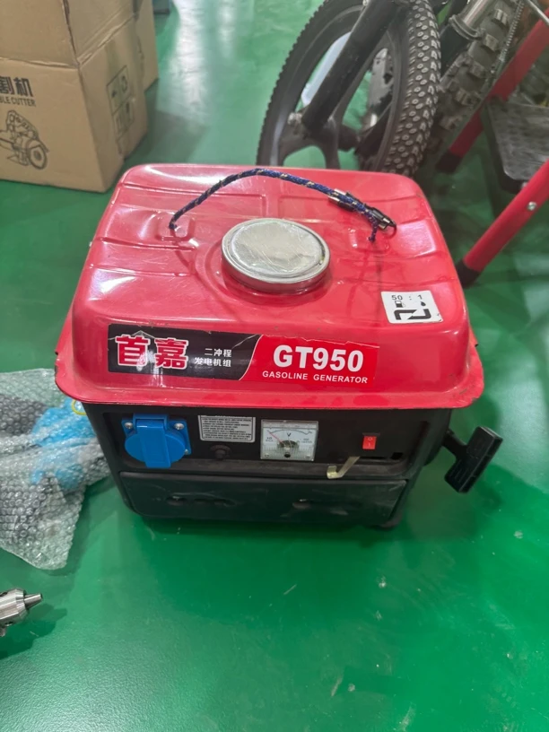 家用发电机红色，